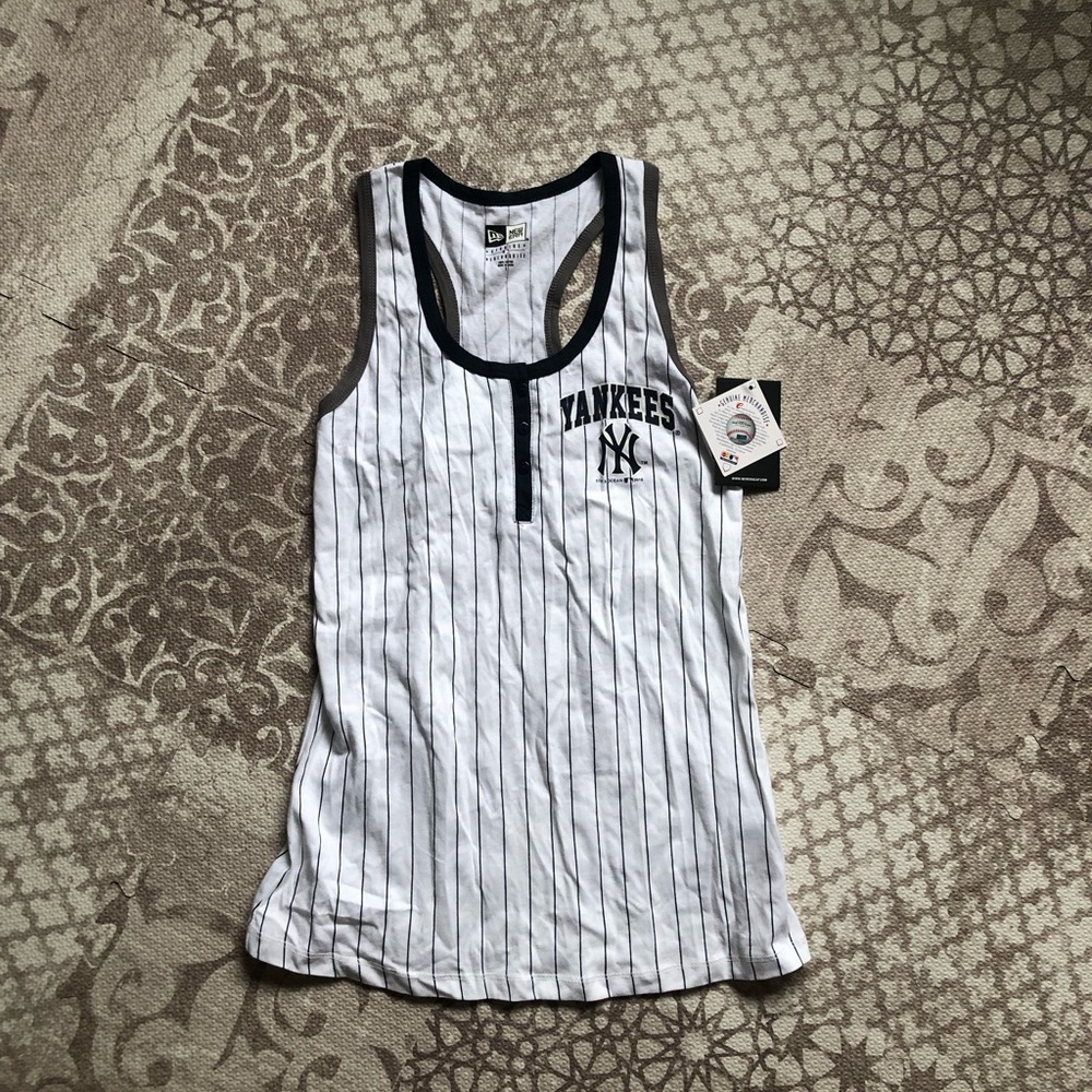 New with tags - NY Yankees baseball tank - women’s small